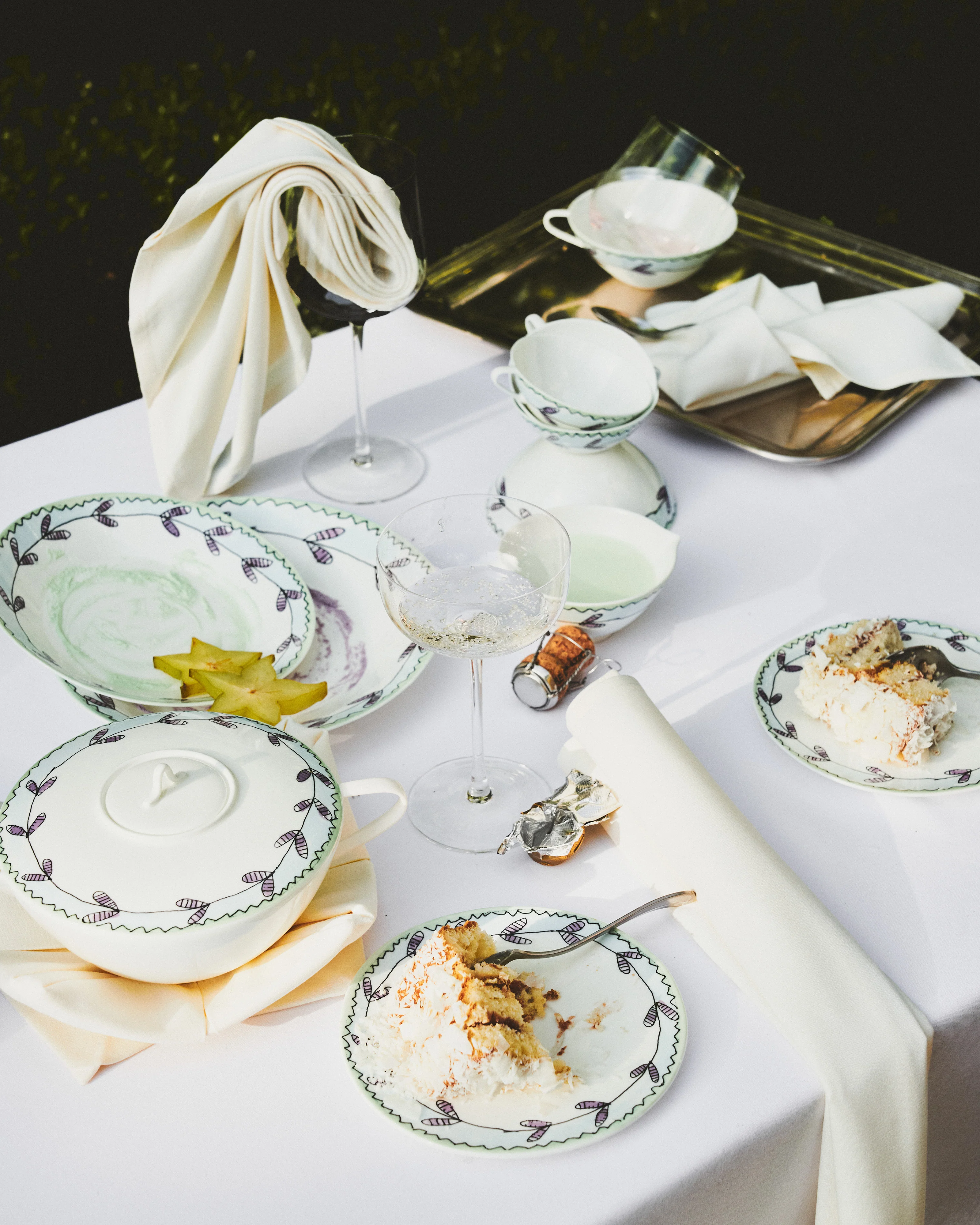 Cappuccino cup with saucer Blossom milk Midnight Flowers - Image 2