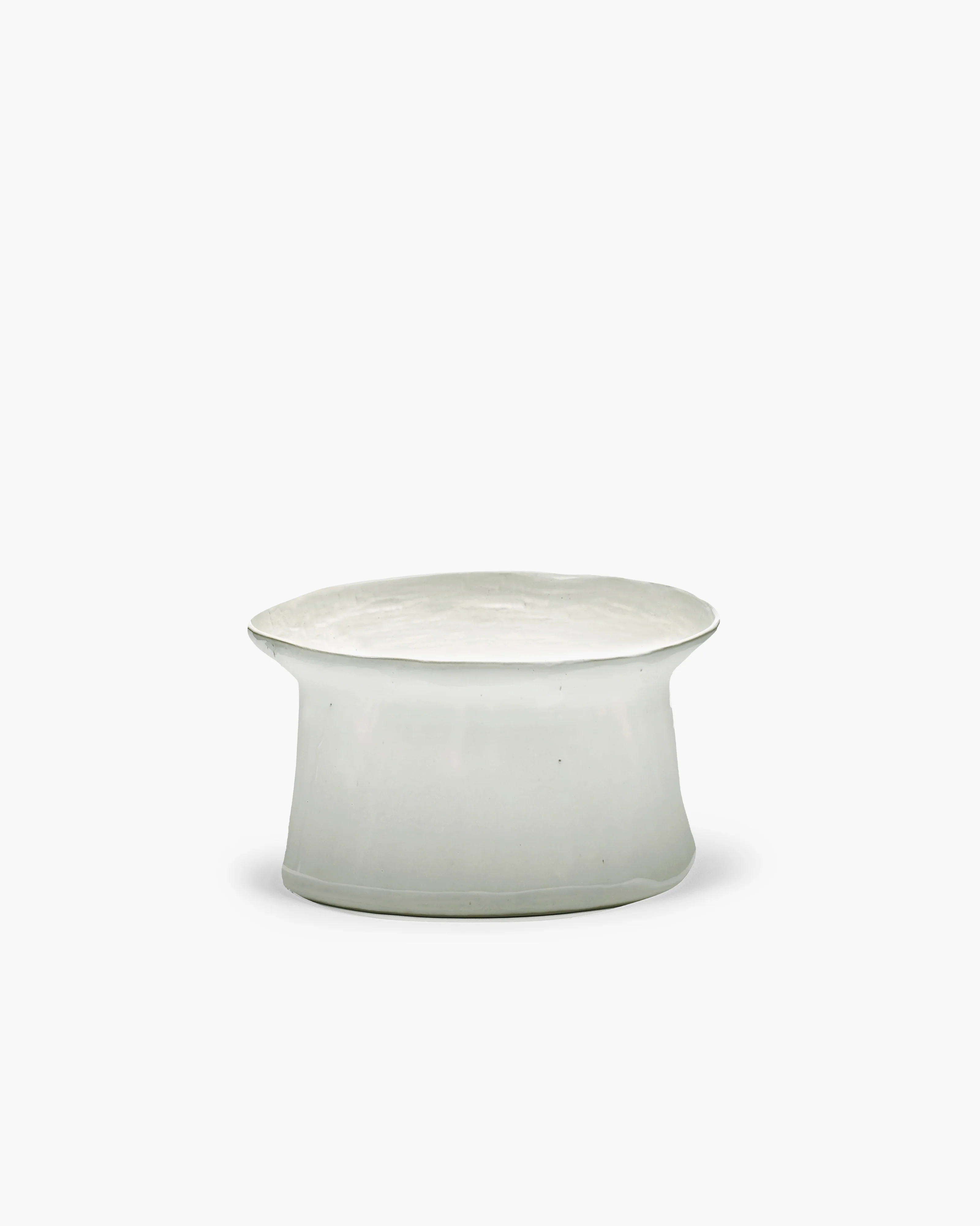 Deep plate large on foot off-white La Mère