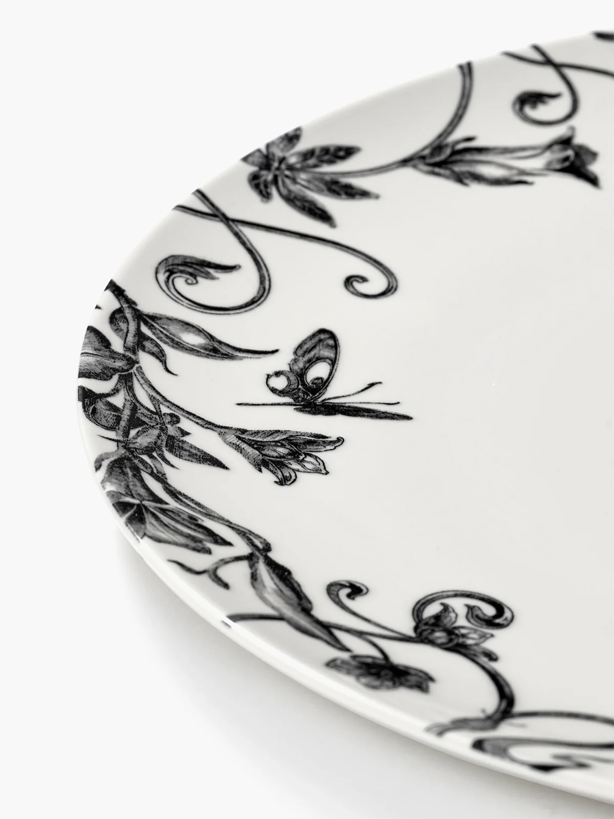 Dinner plate floral fantasy white - black Unity - Image 5