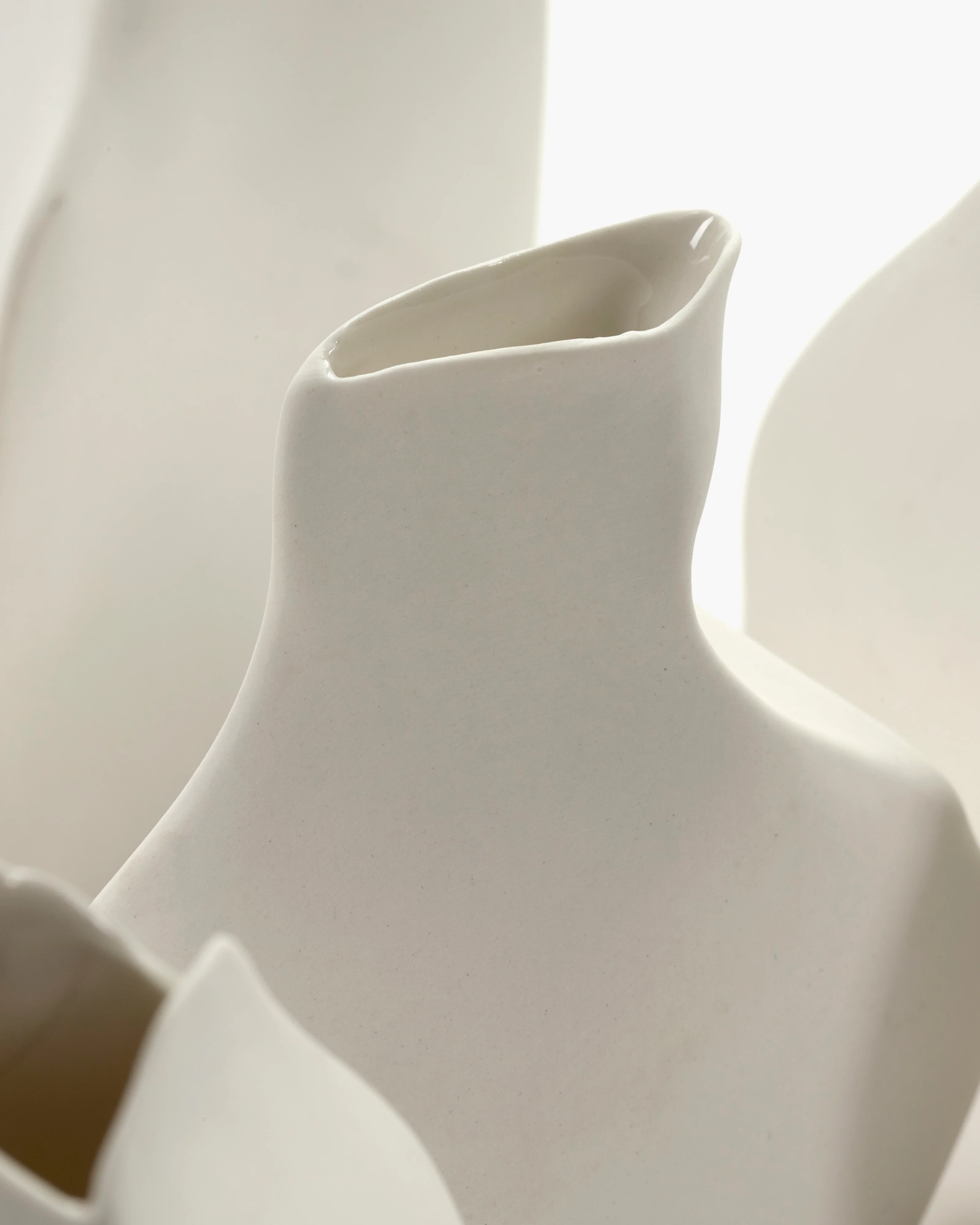 Flower vase white Perfect Imperfection - Image 3