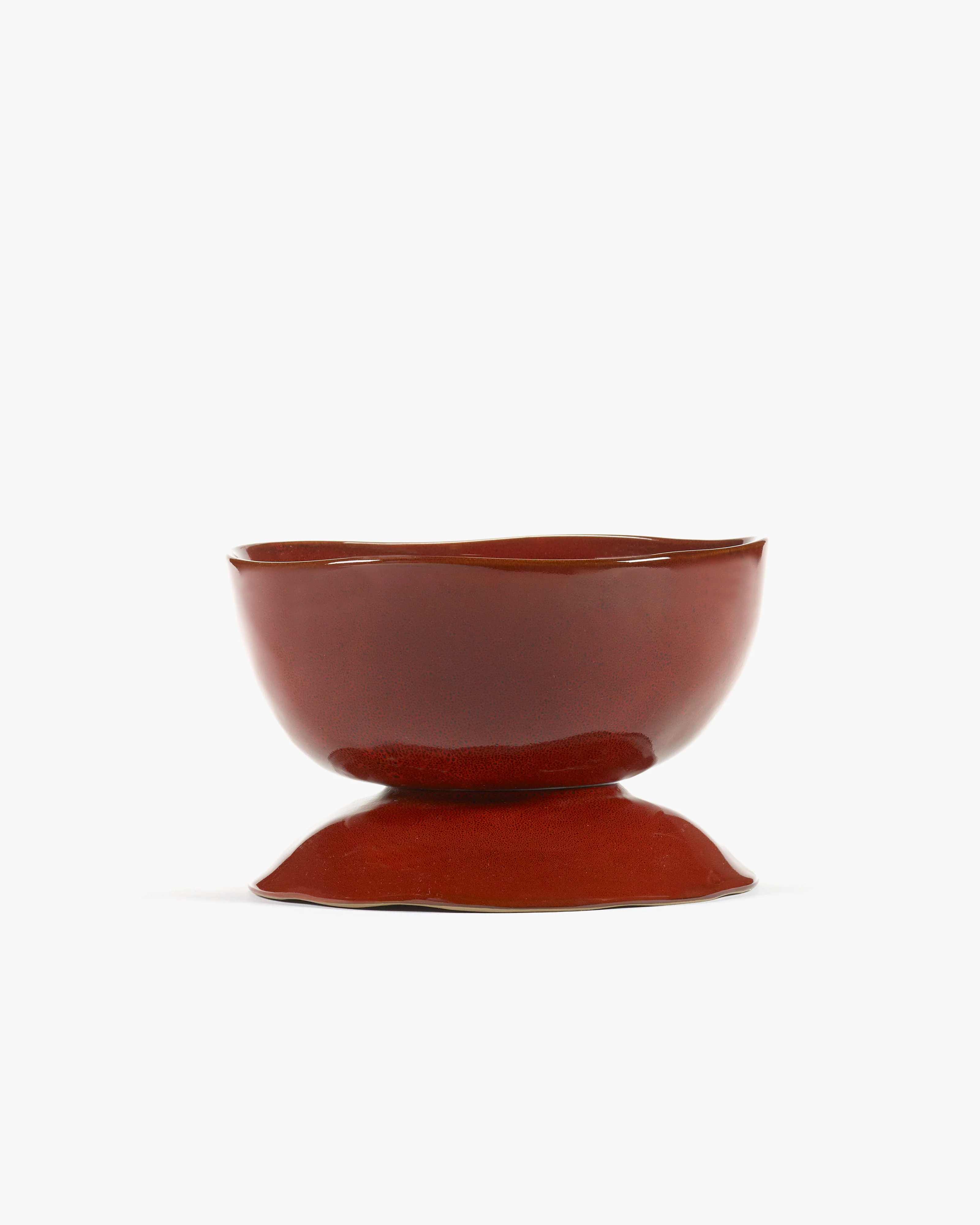 High bowl on foot L venetian red La Mère - Image 2