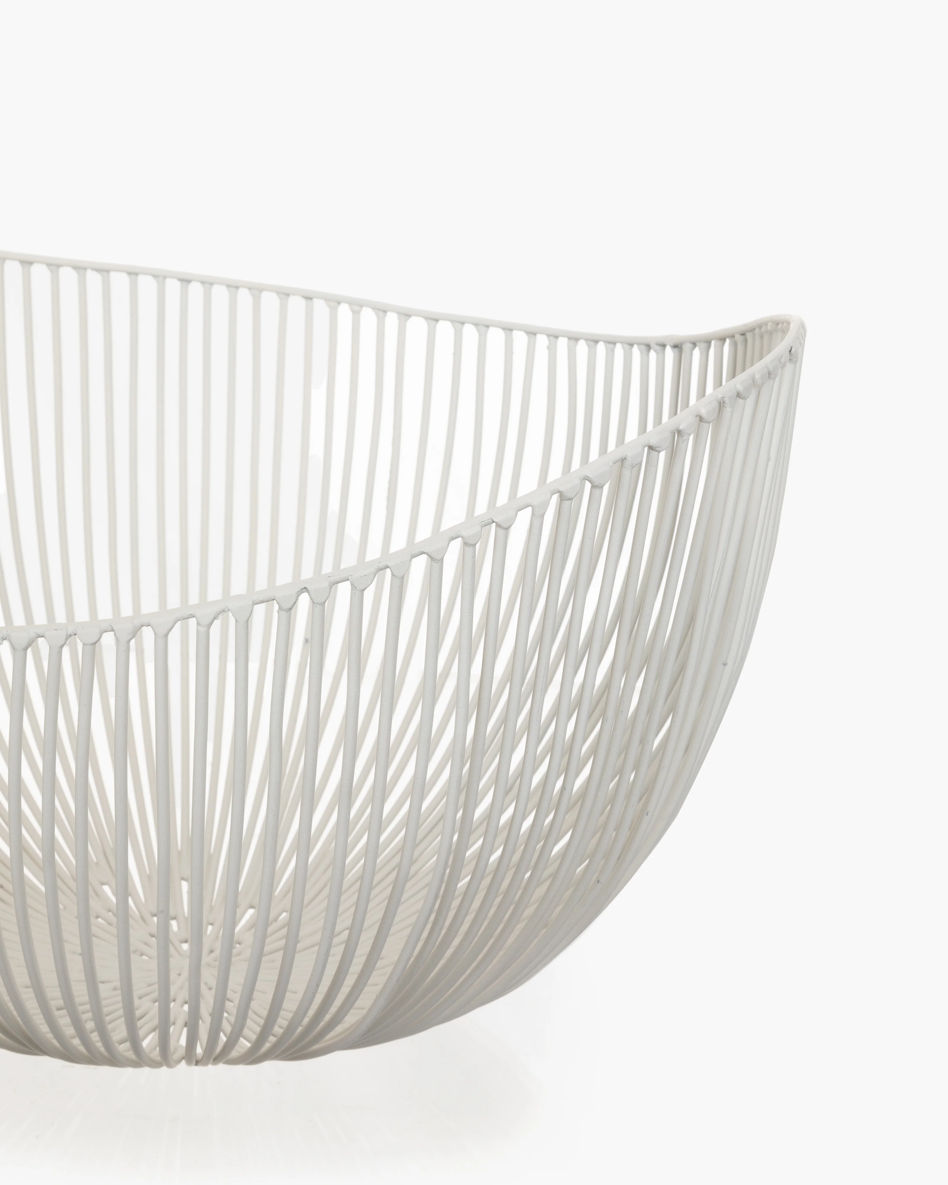 Iron basket white Tale Metal Sculptures - Image 3