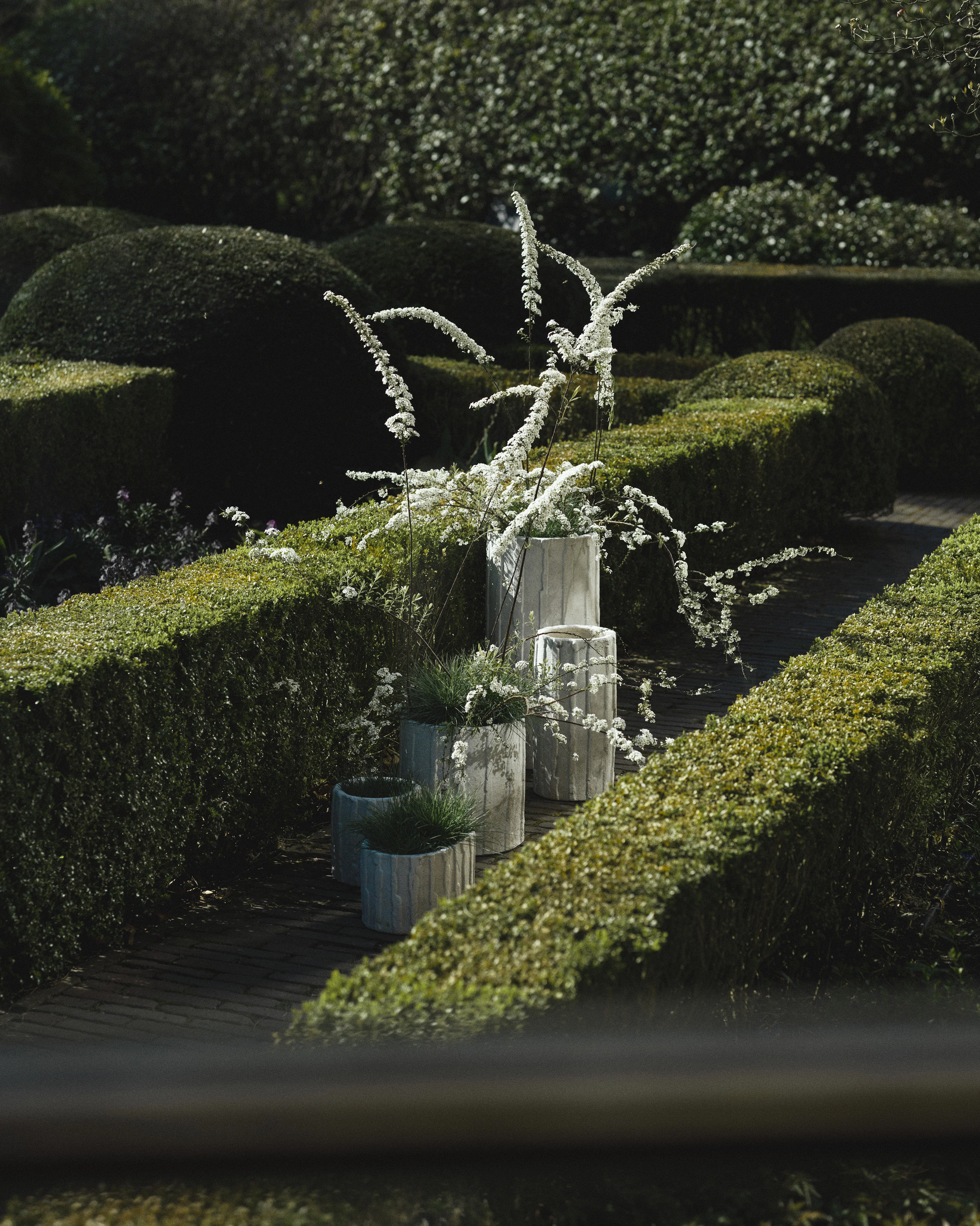 Planter 03 S off-white Rift - Image 3