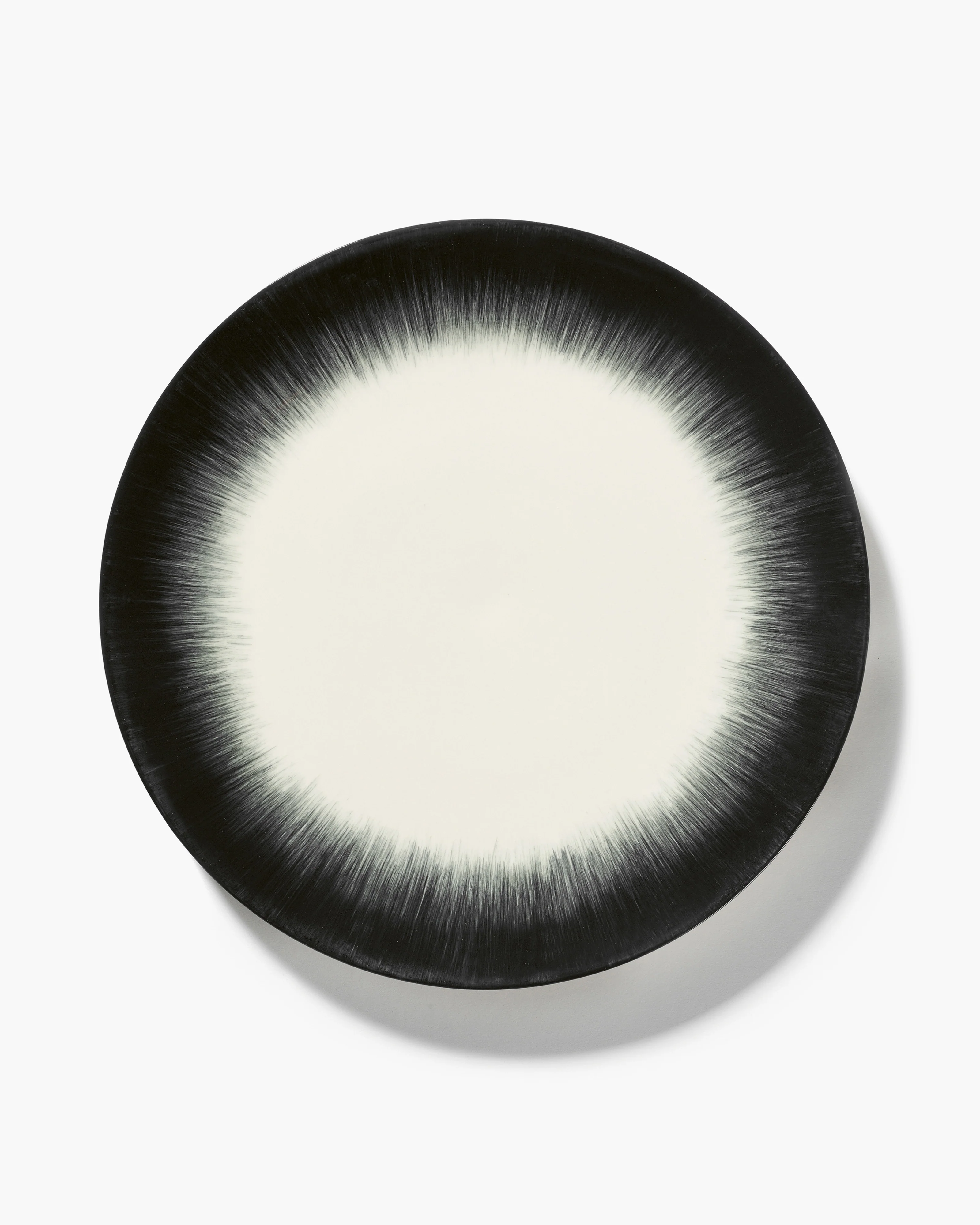 Dinner plate white/black variation 5 Dé