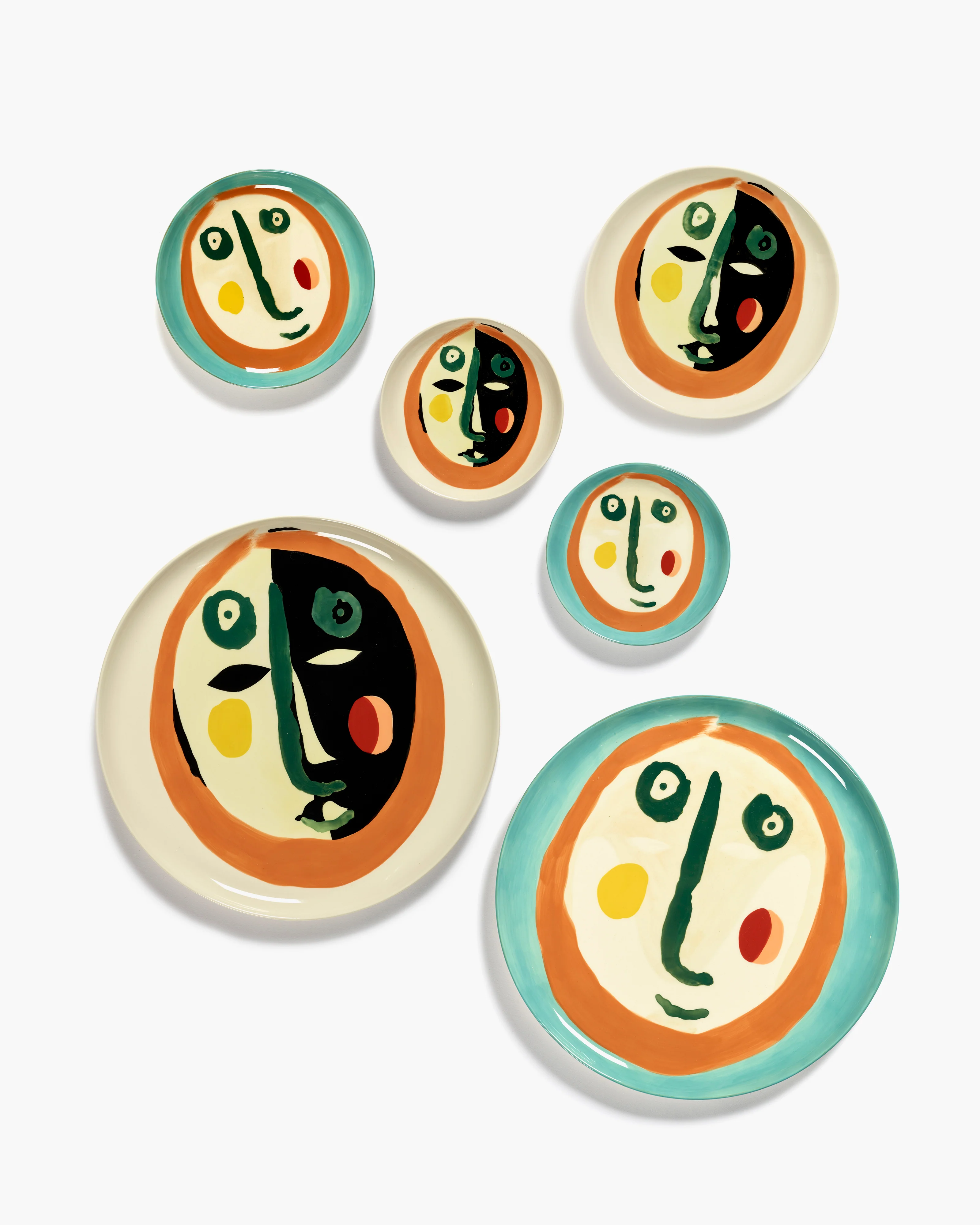 Dessert plate with face 1 Feast - Image 5