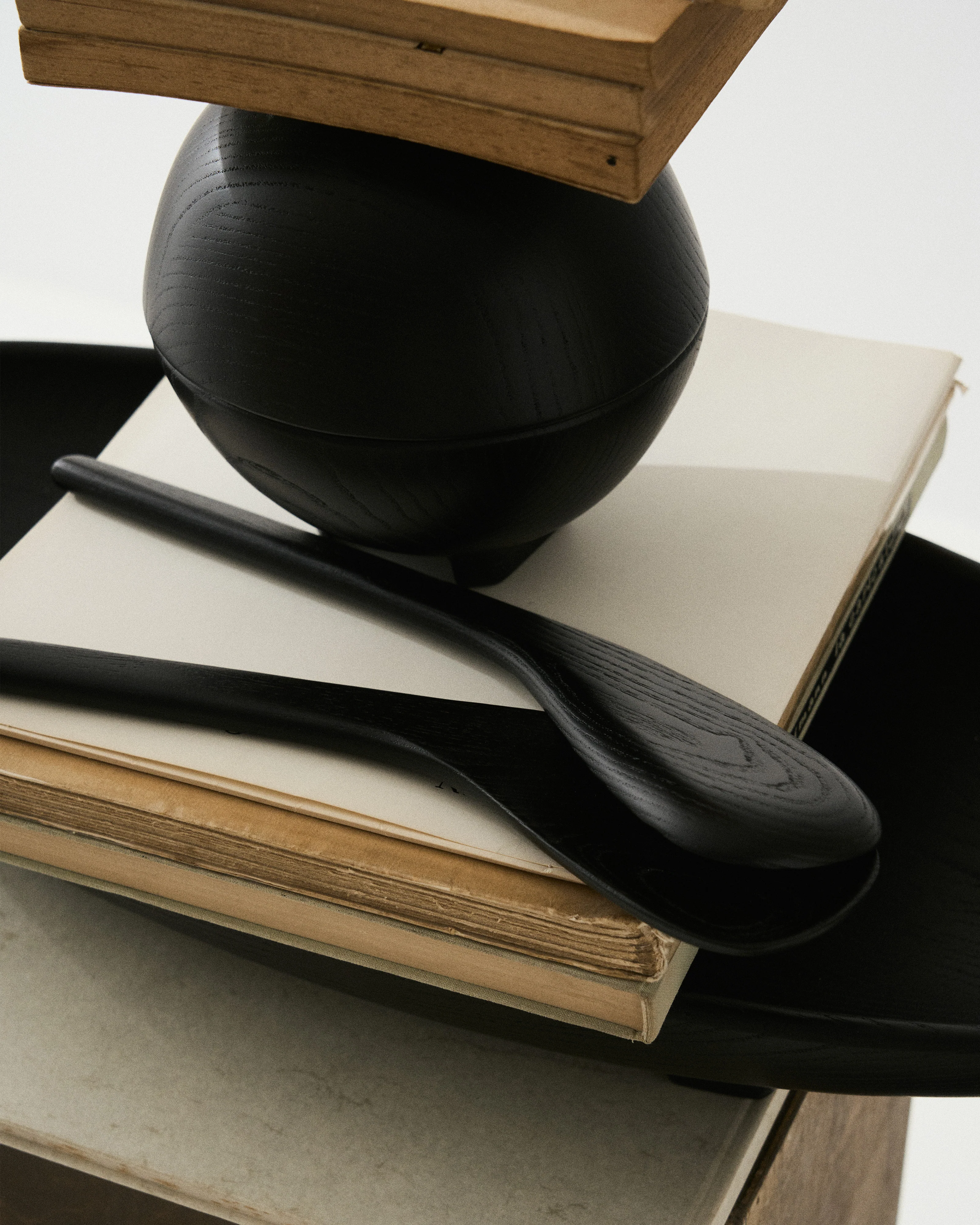 Salad servers set of 2 black wood Out of lines - Image 2