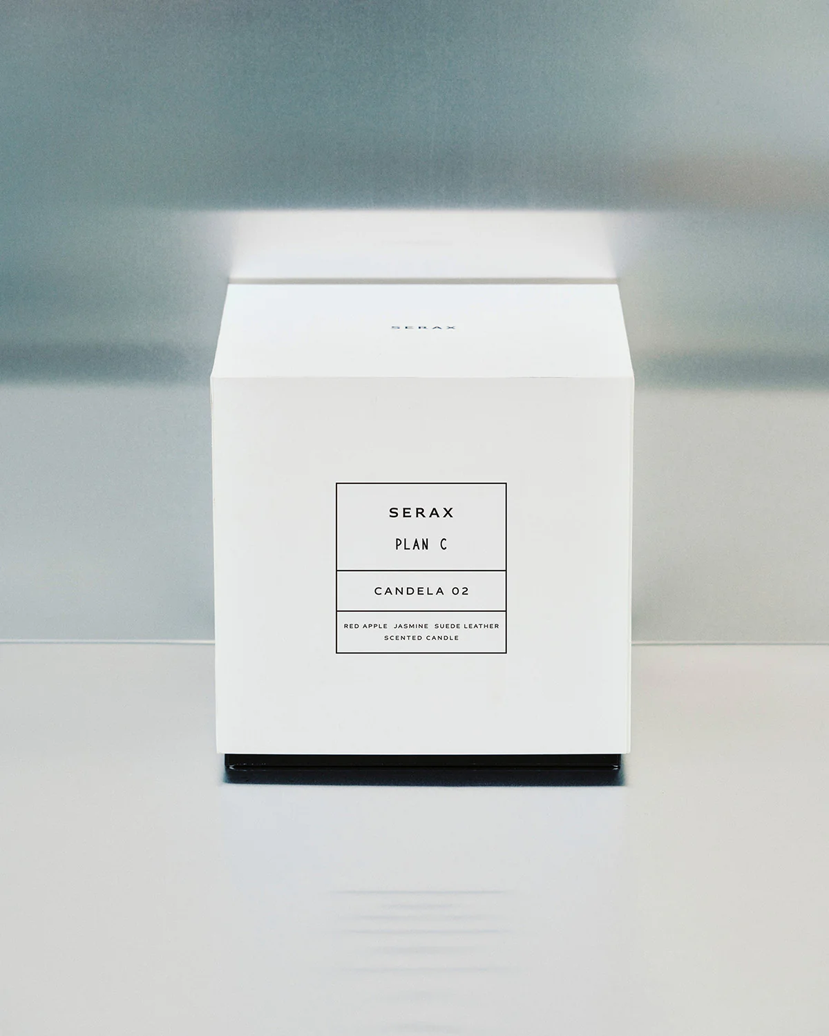 Scented candle M black - orange Candela 02 - Image 4