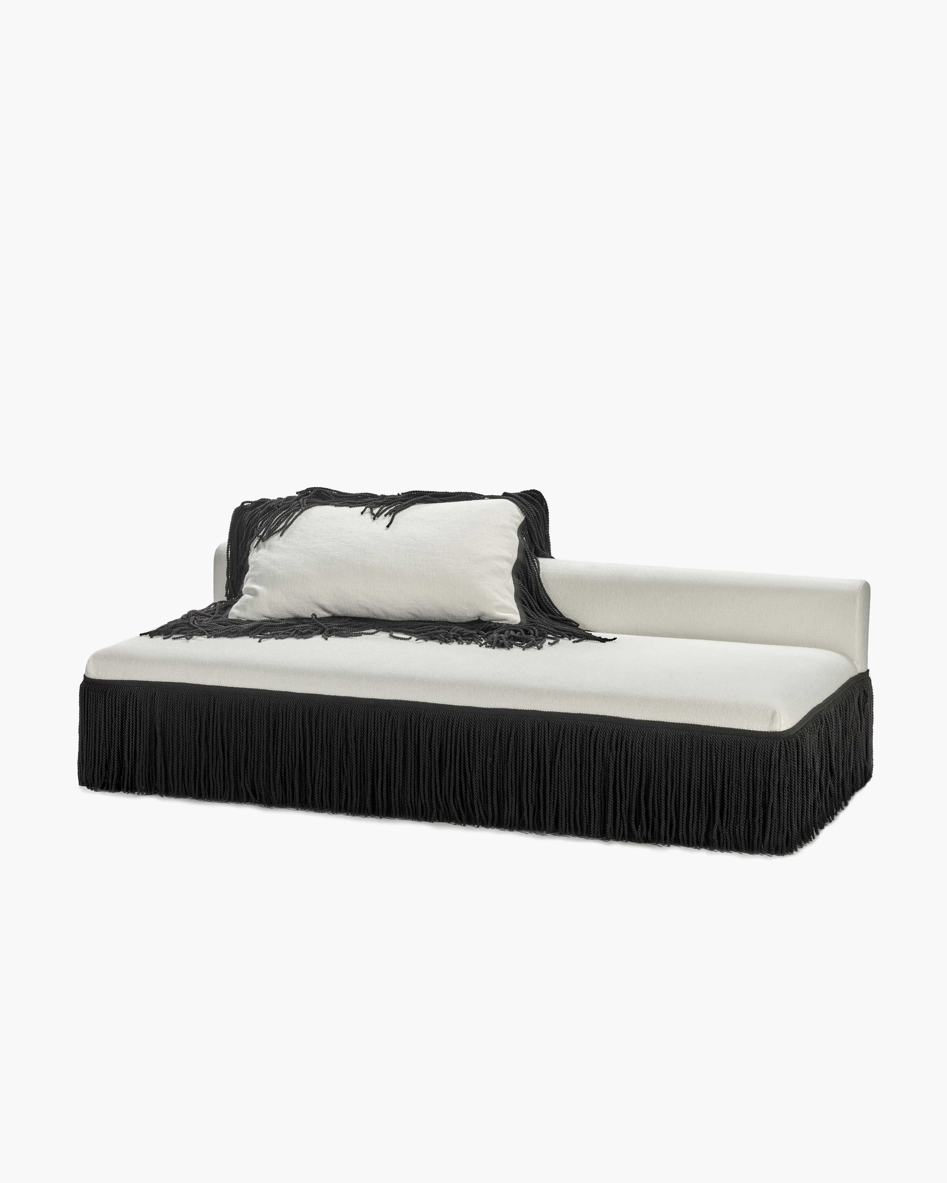 Sofa incl 1 cushion white with black fringes  Frou