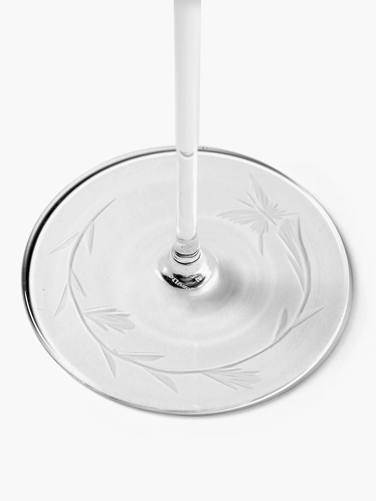 White wine glass butterfly Unity - Image 5